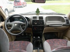 Nissan Terrano II 2.7 tdi 4x4 (Bez Korozie) - 7