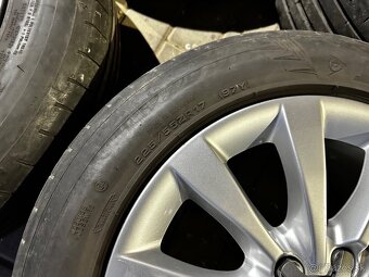 Predám Audi elektrony 5x112 s letnými pneu 225/55 r17 - 7