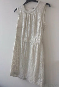 H&M nádherne čipkové krémovo- strieborné šaty, veľkosť 40 - 7