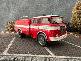 ŠKODA LIAZ/ TATRA predam zberatelske modely. Mierka 1:43. - 7