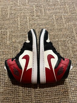 Nike Air Jordan 1 Mid - 7