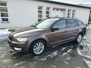 ŠKODA OCTAVIA COMBI 1.6 TDI 77KW ELEGANCE - 7