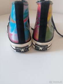 Converse holograficke - 7