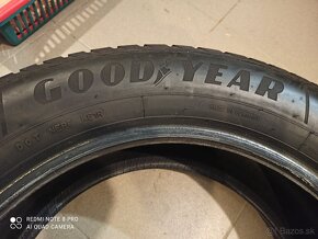 celoročne pneu Goodyear 255/55 R19 - 7