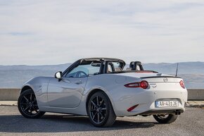 Mazda MX-5 Gand Touring - 7