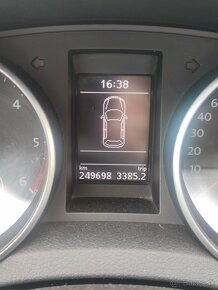 Volkswagen Golf 6 1.6 TDI 77kW - 7