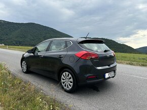 Kia Cee´d 1.6 GDI  ( benzín ) AUTOMAT Kúpené v SR 1.Majiteľ - 7