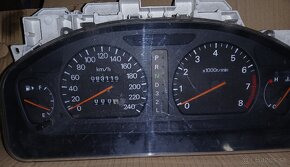 Mitsubishi Galant tachometer - 7