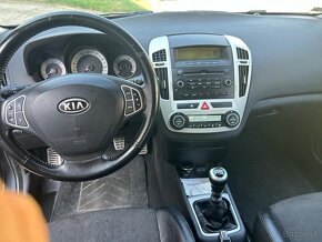 KIA Ceed  2.0crdi 103kw 6qmanual - 7