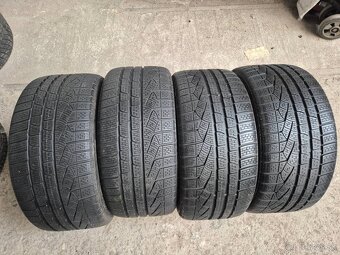 255/35 r19 zimné 4 ks PIRELLI dezén 7,9-7,5 mm - 7