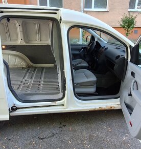 Volkswagen Caddy (2006) SURNE - 7