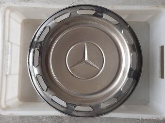 Puklice 5 kusov na Mercedes-Benz W114, W115, W123 - 7