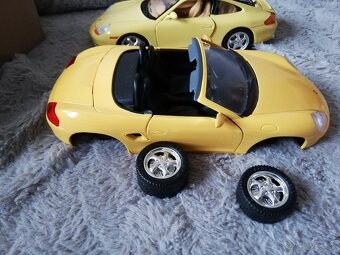 1:18 poskodene  2x PORSCHE 911+Boxter - 7