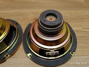 AIWA 4ohm/170mm basove reproduktory - 7