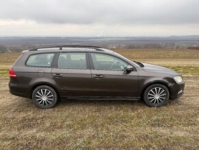 Volkswagen passat  B7 1.6 tdi 77 kw combi - 7