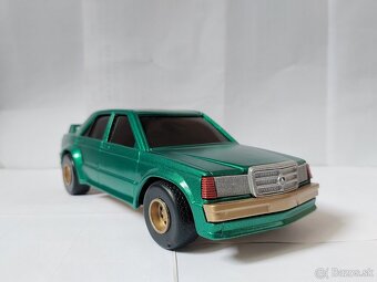 1:18 Mercedes-Benz 190E W201 - 7