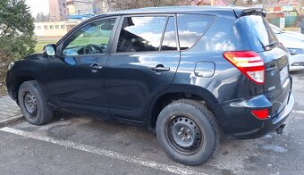 Toyota RAV4... 9/2011... 2.2 l ...2AD FTV - 7