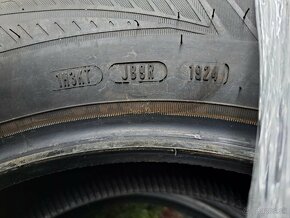 Goodyear 215/60/R17 celoročne - 7