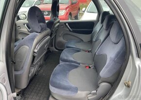 Citroën Xsara Picasso 2.0 HDI nafta manuál 66 kw - 7