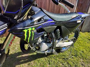 Yamaha YZ125 2022 - Monster - 7