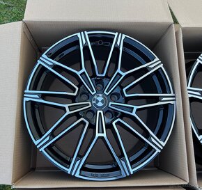 5x120 8,5x19 ET35 72,6 BMW 1 2 3 5 7 X1 X3 X4 X5 Styling 825 - 7