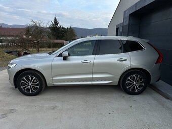 Volvo XC60 2.0 Momentum Pro B4 AWD MILD HYBRID - 7