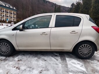 Predám / Vymením Opel Corsa D 1,2 59kW 2009 - 7