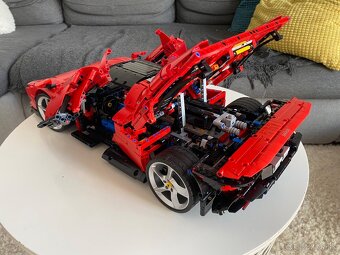 LEGO Technic 42143 Ferrari Daytona SP3 - 7