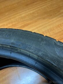 Pirelli zimne   275/40 R22 - 7