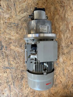 Hydraulicky agregát 400V,  4 kw - 7