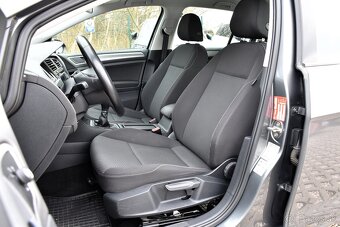 Volkswagen Golf 1.5 TSI BENZÍN TREND SR DPH - 7