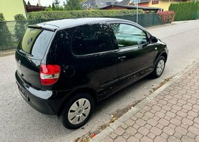 Volkswagen Fox 1,2i , serviska , dobrý stav benzín manuál - 7