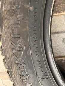 225/55R17 Nokian zimne - 7