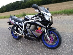 Suzuki GSX-R 1100 - 7