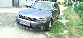 Predám Volkswagen Jetta 1,4 TSI - 7