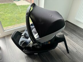 Maxi Cosi Pebble Pro i-Size + Isofix základňa Family Fix2 - 7