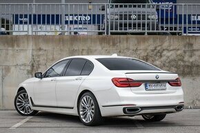 BMW Rad 7 730d xDrive A/T 195kw - 7