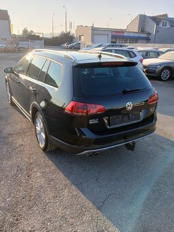 Golf Alltrack 2015 2.0 110kw - 7