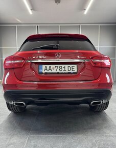 Mercedes-Benz GLA 220d 4MATIC AMG – TOP stav - 7