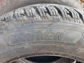 Predám zimné pneumatiky 215 60 R16 - 7