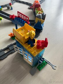 Veľká krabica kociek Lego Duplo z troch sád. Spolu 220 ks. - 7