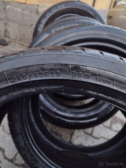 Pneu 245/40 R19 - 7