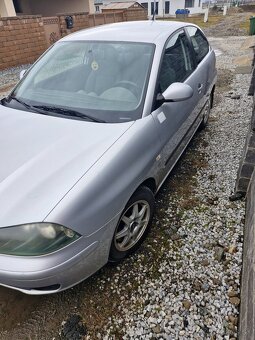 Predám Seat Ibiza 1.2 benzin cupe r.v.2002 - 7