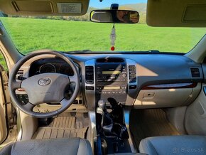 TOYOTA LANDCRUISER 3.0D 4X4 + UZÁVIERK - 7