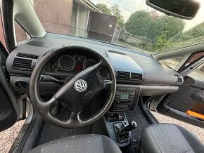 Predám VOLKSWAGEN SHARAN 1.9 TDI, 85kW - 7