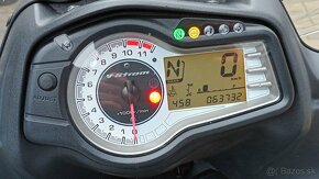 Suzuki DL 650 V Strom - 7