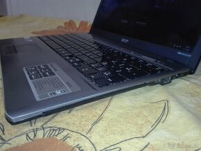 Acer.Intel i2 .15,6".1 000 GB. 8 GB DDR3.Bat 5 hod. - 7