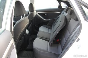 HYUNDAI i30 Family 1,6 CRDi 81 kW - 7