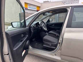 Kia Venga 1.6 benzín automat - 7