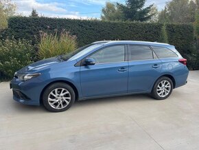 Toyota Auris 1.6 - 7